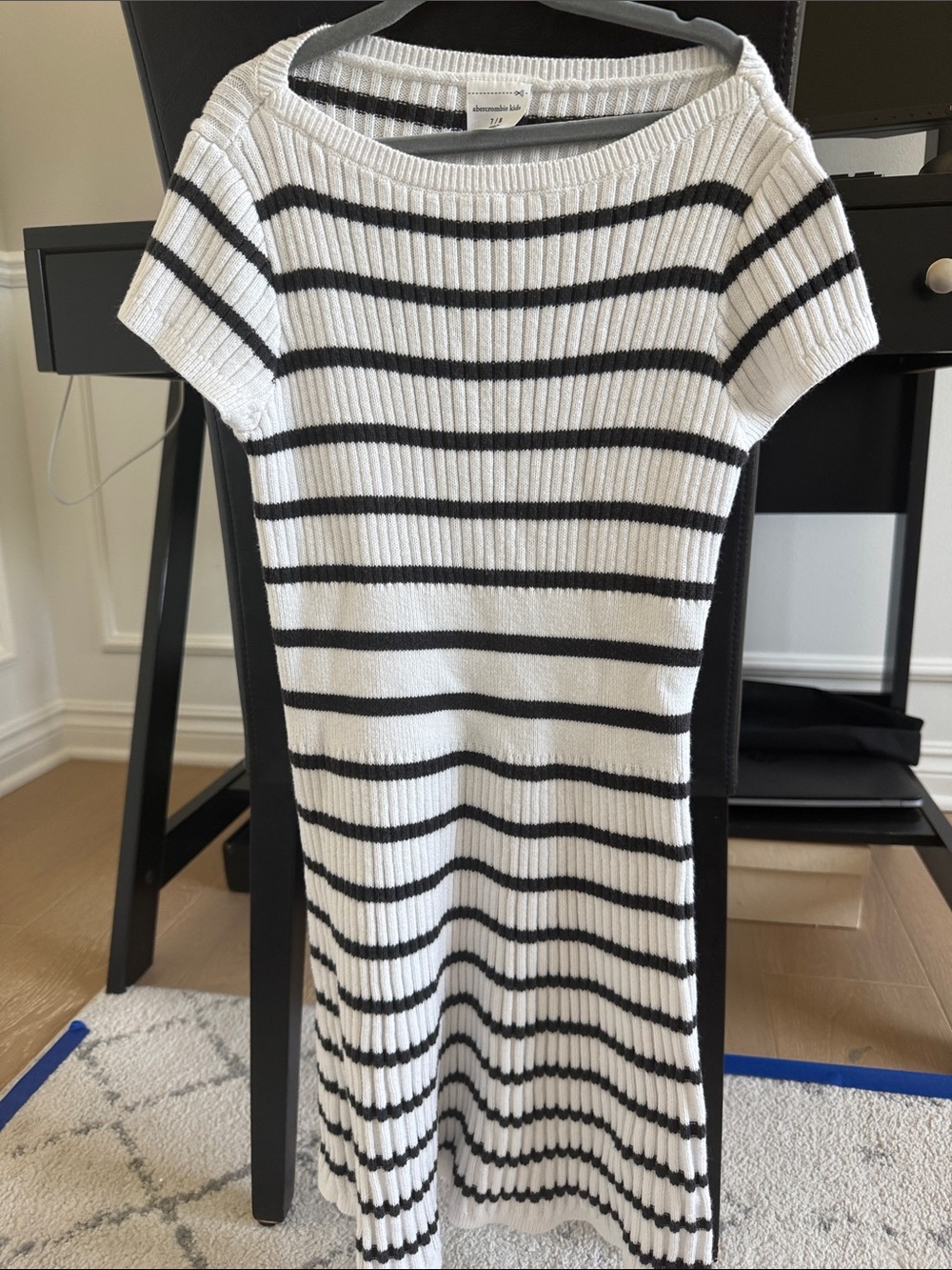 Abercrombie Girls White Ribbed Dress with Black Stripes Size 7/8
